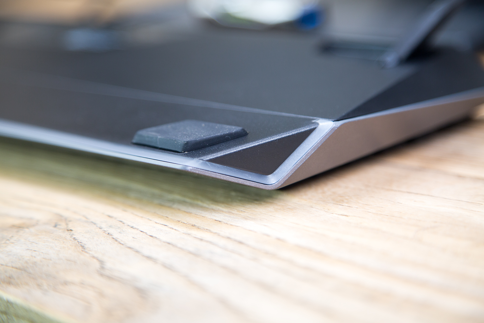 alienwarem18机械键盘和普通键盘,alienwarex15机械键盘