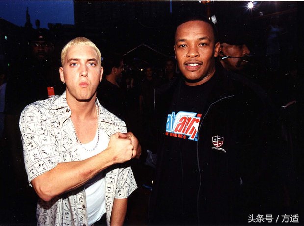 他是Eminem的伯乐、西海岸说唱传奇、苹果收购过的最大品牌缔造者