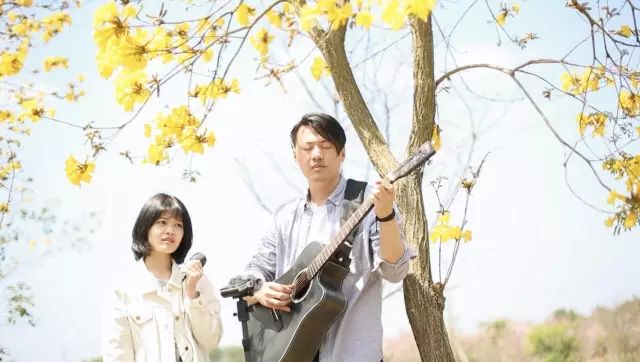 初学吉他最简单方法视频,初学吉他应该怎么练习呢