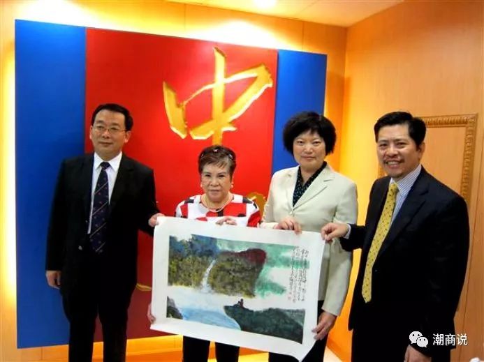 香港股坛“大姐大”蔡陈葆心