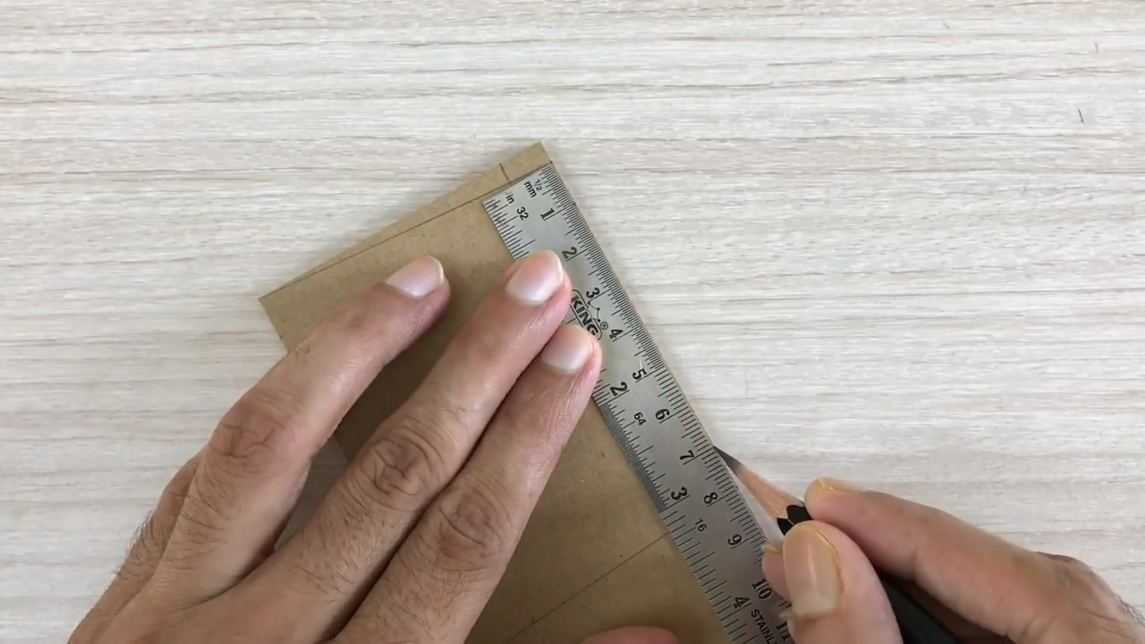 纸板椅子制作教程,纸板迷你家具制作方法