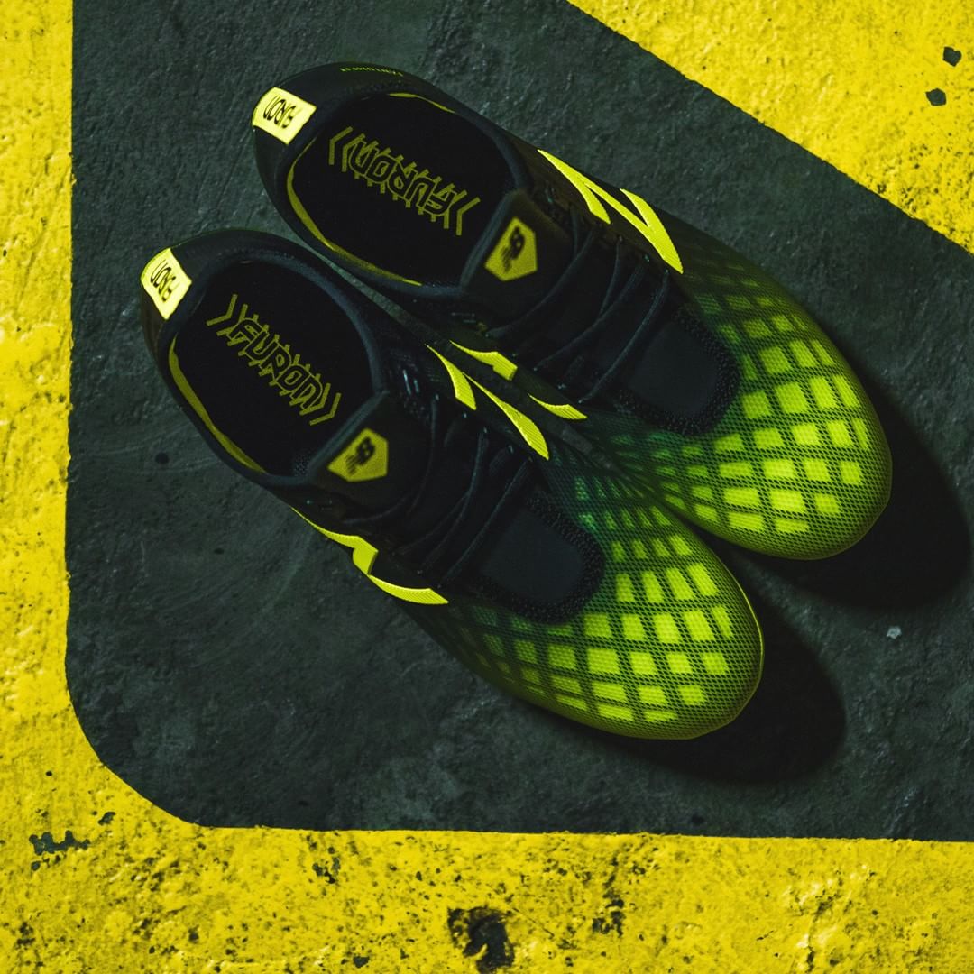 看足球鞋测评该看谁,2022年enjoyz足球鞋评测