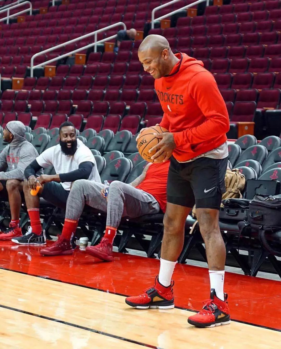 最弱的先发反成胜负手？他就是火箭的德拉蒙德-格林