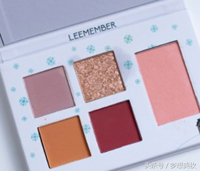 比较好用平价的眼影盘,眼影彩妆推荐平价又好用