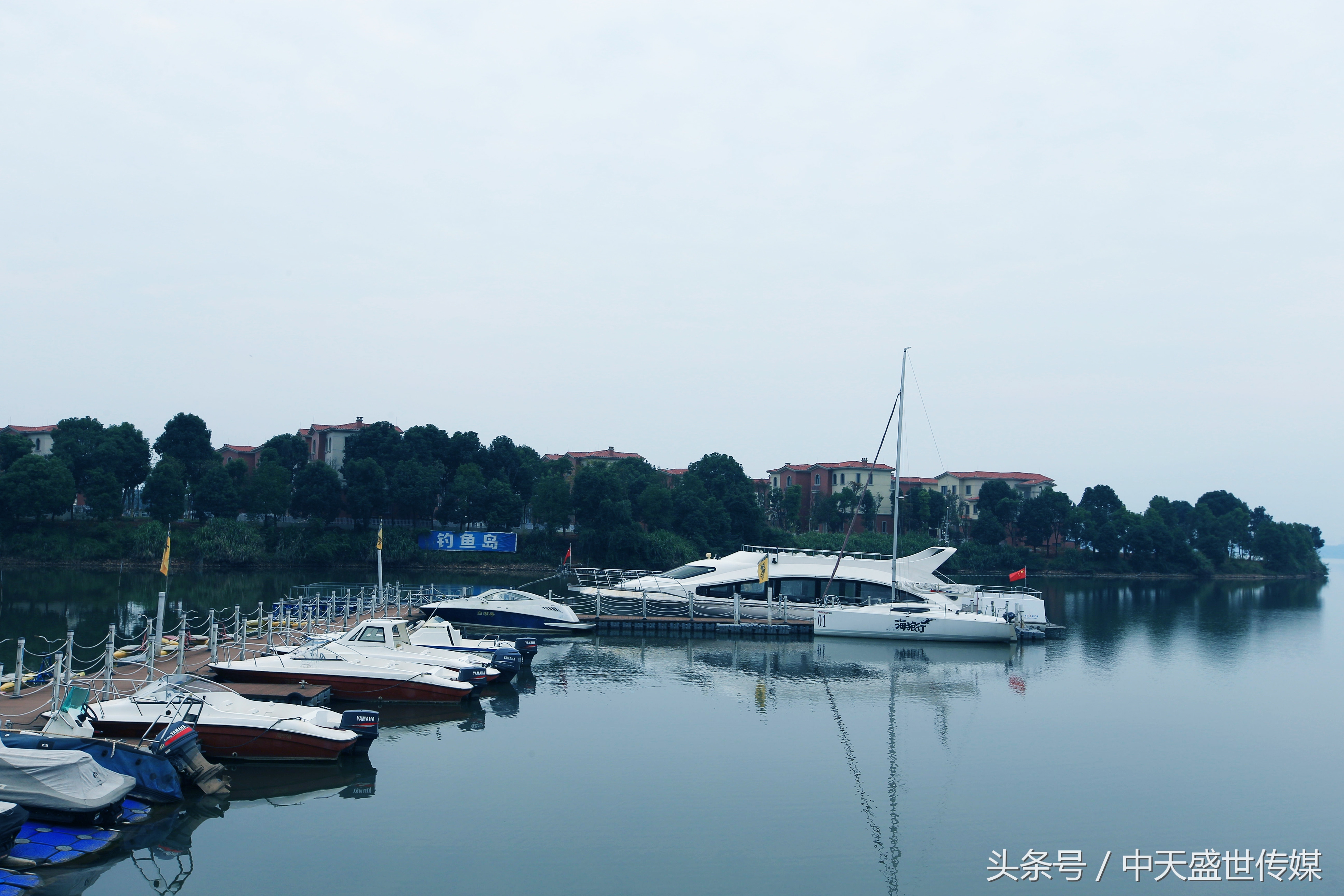 嘉鱼山湖温泉推荐,嘉鱼爱马仕