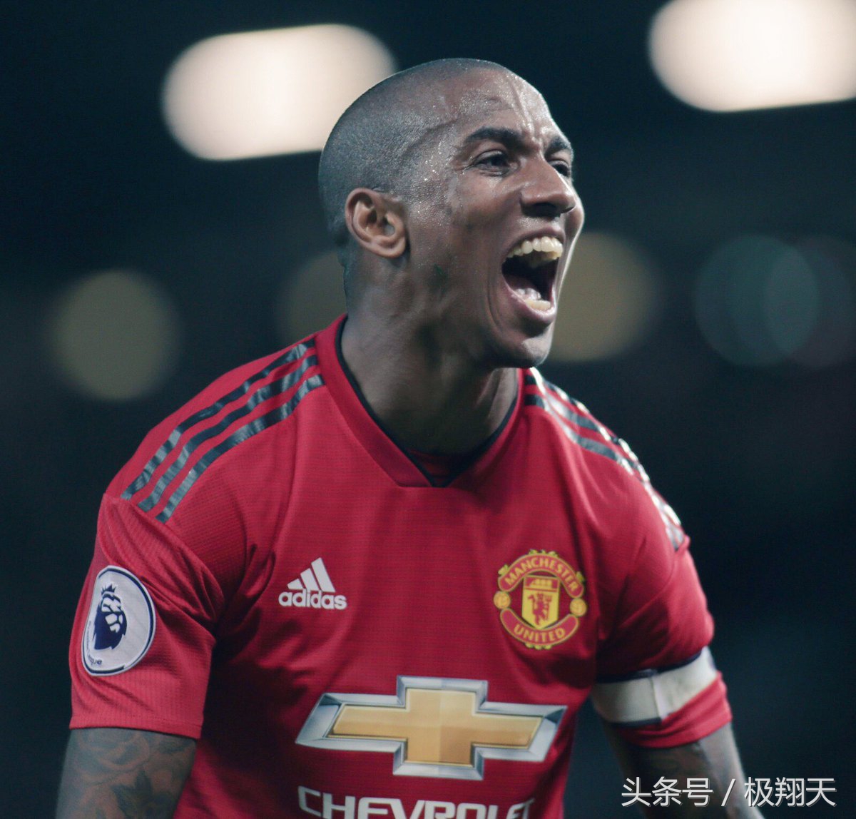 穆里尼奥对曼联的表现,曼联2-0纽卡夺冠解说