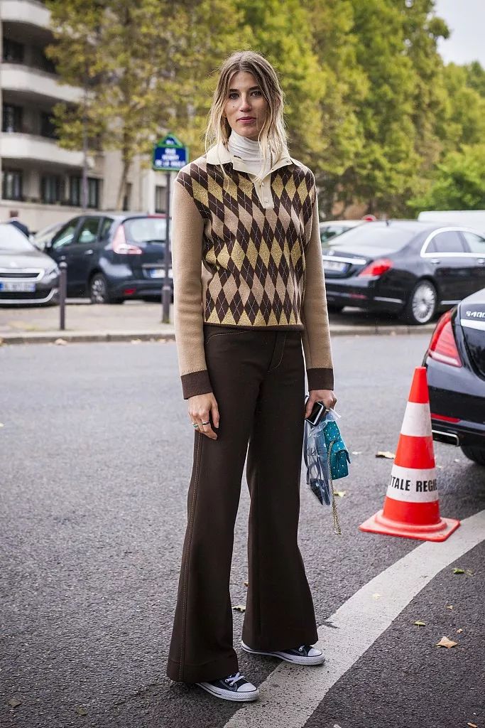 好看的格纹毛衣非常百搭好看,明星同款棋盘格开衫毛衣