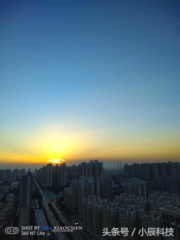 360n7lite是双摄像头么,360手机n7和n7lite区别