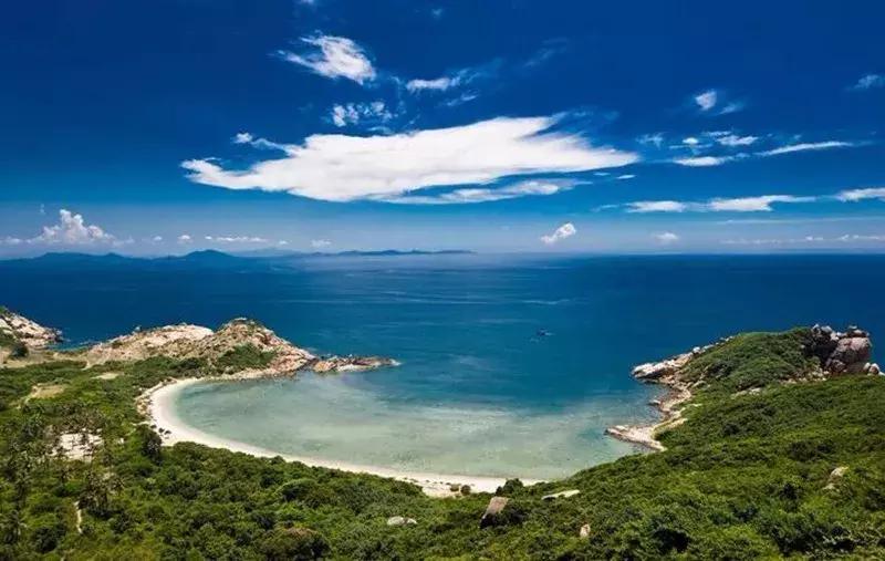 海南万宁日月湾冲浪攻略,海南日月湾冲浪