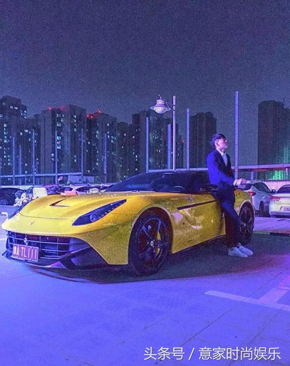 采访别人一身衣服多少钱,采访男生一身穿搭几十万