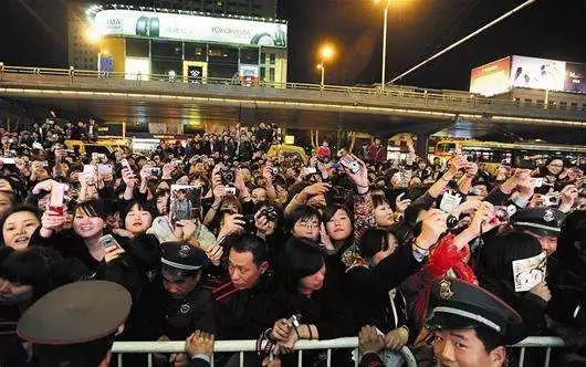 伴人半年以上的消费品只有1%,陪我们多年的钢笔哪去了？3分钟速览