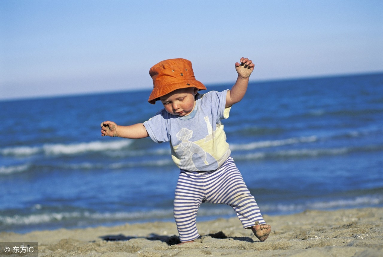 孩子遇到尴尬的事件怎么办,孩子看到父母尴尬的一幕怎么办