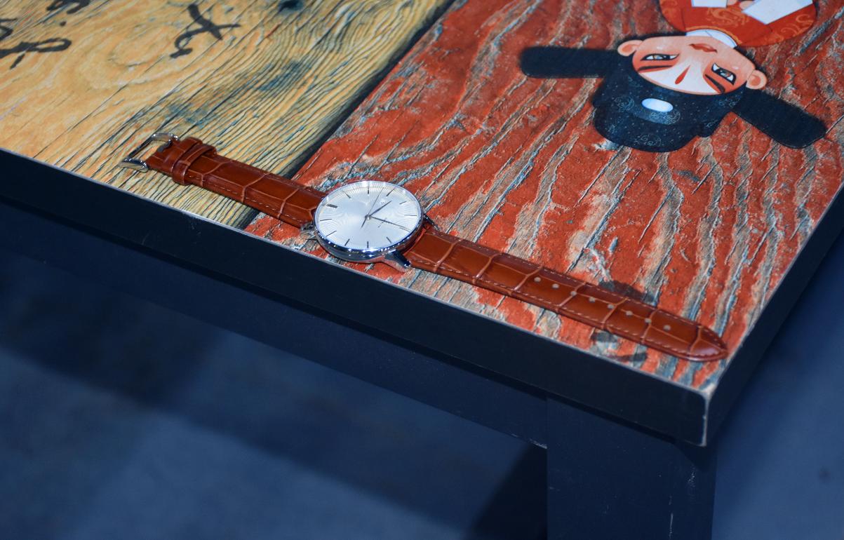 买了机械表又想买光动能,买了一块机械表不走了