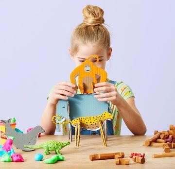 创意纸箱DIY，这样的益智玩具简单又有趣，父母和孩子都喜欢