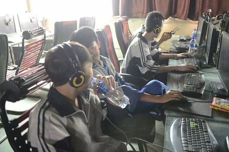 游戏直播会毁了自己吗,游戏直播还值得做吗