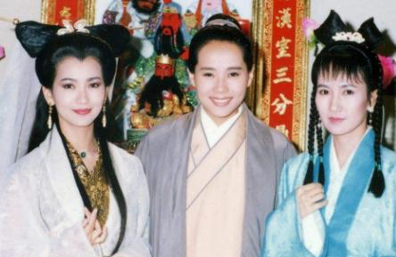 曾是赵雅芝“儿媳妇”，相恋多年因命格不好不愿结婚，今开火锅店