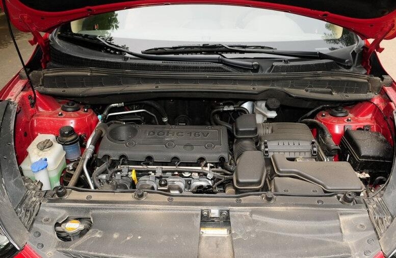 16年3万公里的东南DX7和11年8万公里的现代IX35,7万多适合哪款车