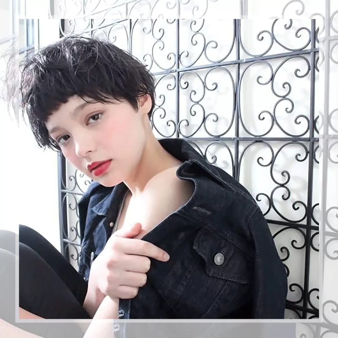 短发造型50岁,40-50最好看的短发