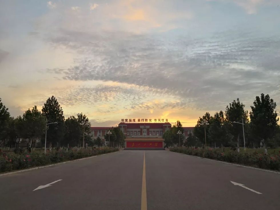 那个被取消保研资格的国防生入伍三个月了