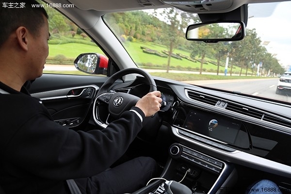 东风风神ax7新款评测,试驾东风风神ax7马赫版第一视角