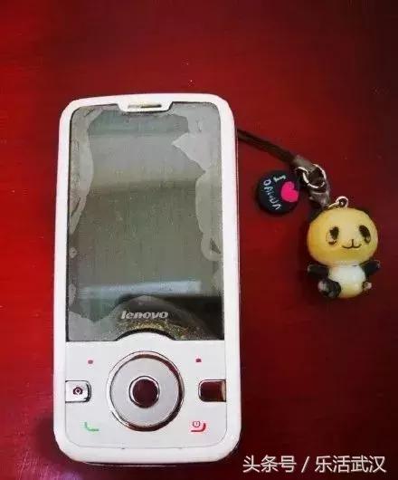 你还记得第一部手机吗,你还记得你人生第一部手机吗