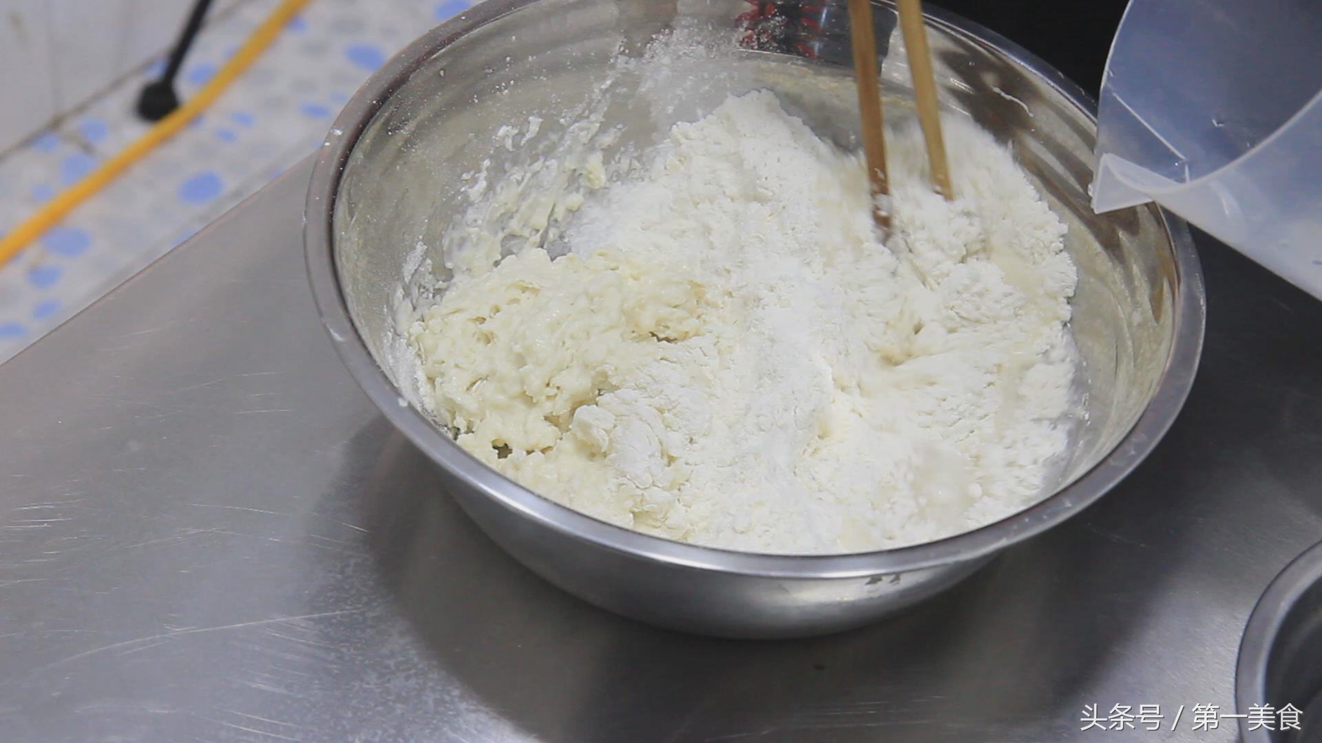 面点师老莫鸡蛋灌饼,面点师教你做鸡蛋饼