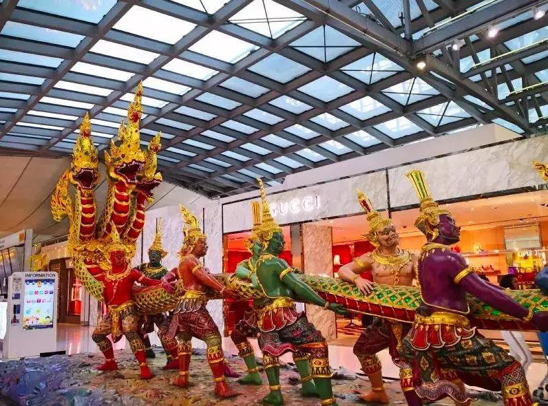 荷兰机场免税店值得推荐的好物,国外机场免税店有什么值得买