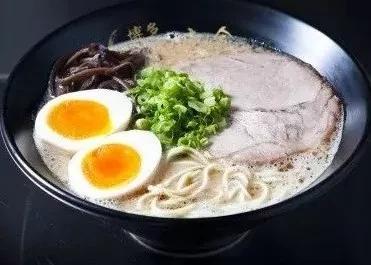 在日本排队吃拉面,天津排名前三的拉面