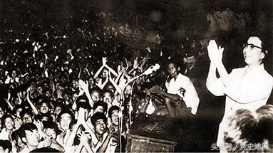 中央*革文**小组的设立和取消