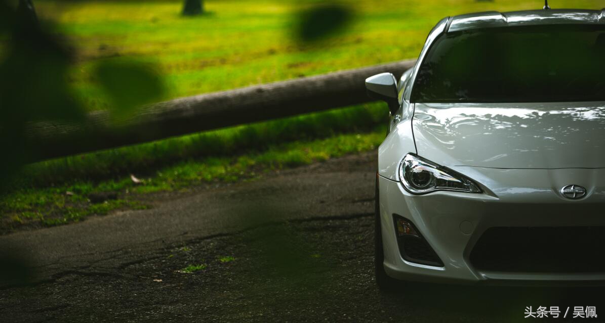 这名警察给他的FR-S换了大V8引擎，但他却不是为了追坏人