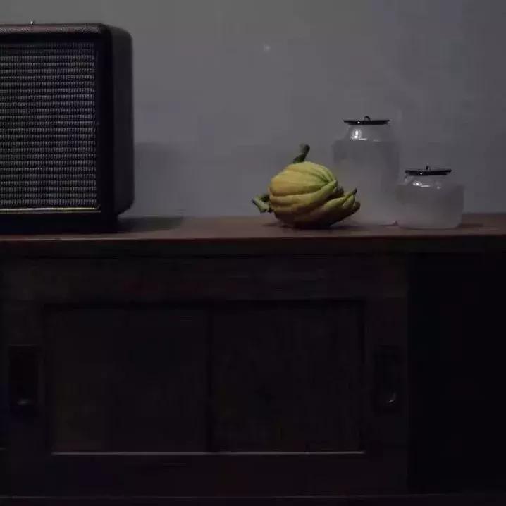 经典丨水深浪静，人贵声低！