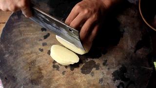 冷锅串串香不收锅底,热锅串串的做法