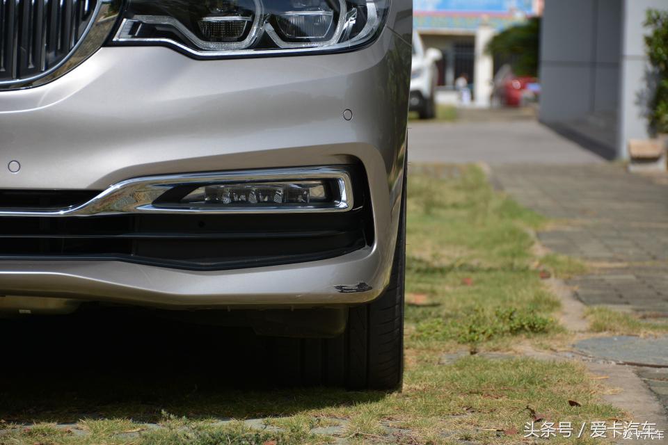 宝马豪华轿车5座,宝马2024高级豪华轿车