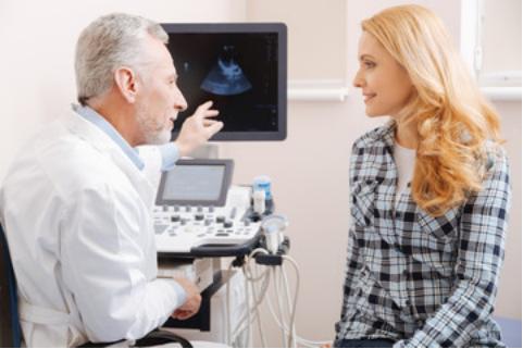 乳腺b超报告复杂囊肿是癌症吗,乳腺囊肿b超检查得出来吗