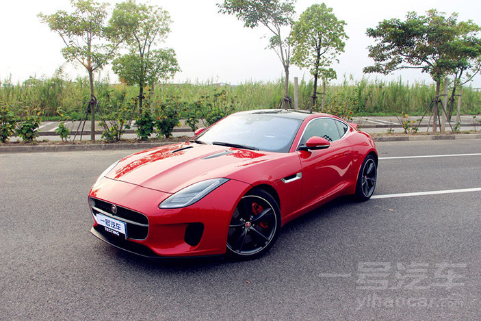赛道测试捷豹f-type2.0t,新一代捷豹f-type试驾