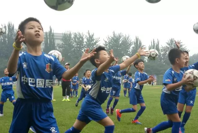 装备杂谈,棒棒足球装备