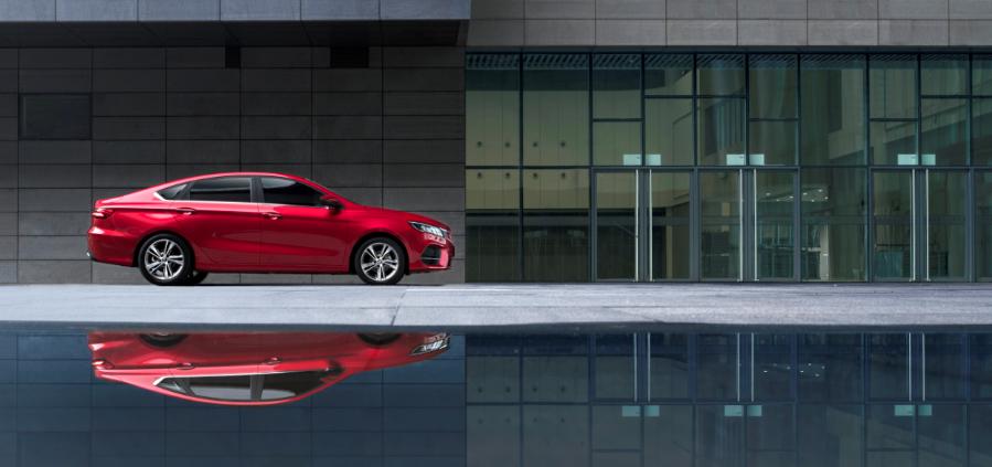 热巴与金鹰华服谁成就了谁？吉利缤瑞：高颜值是唯一王道！