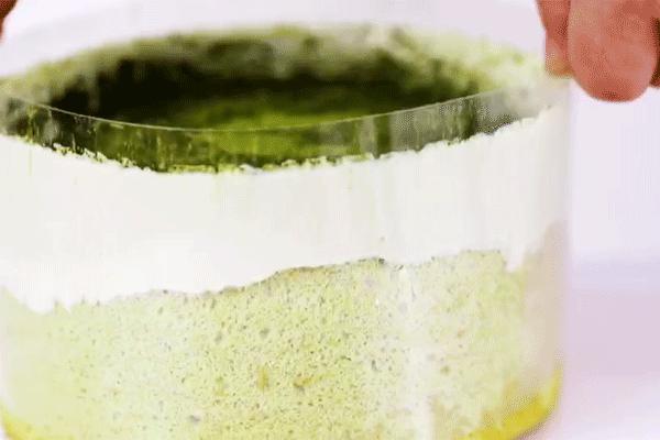 等了三个小时的爆浆奶盖蛋糕,草莓奶盖爆浆蛋糕哪家好吃