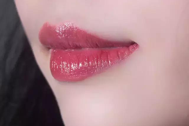 40块和400块口红的区别，我们测评完这24支豆沙色口红后告诉你