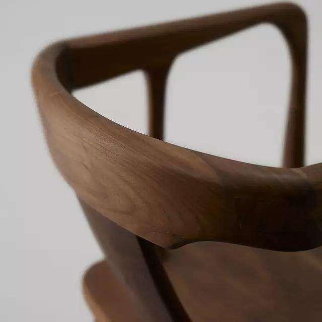 黑胡桃和樱桃木有什么区别,什么是黑胡桃原木纹理