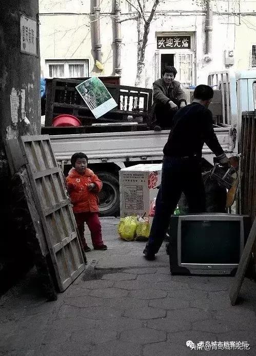 这里是小港儿，这里是后海沿，这里是海关后......