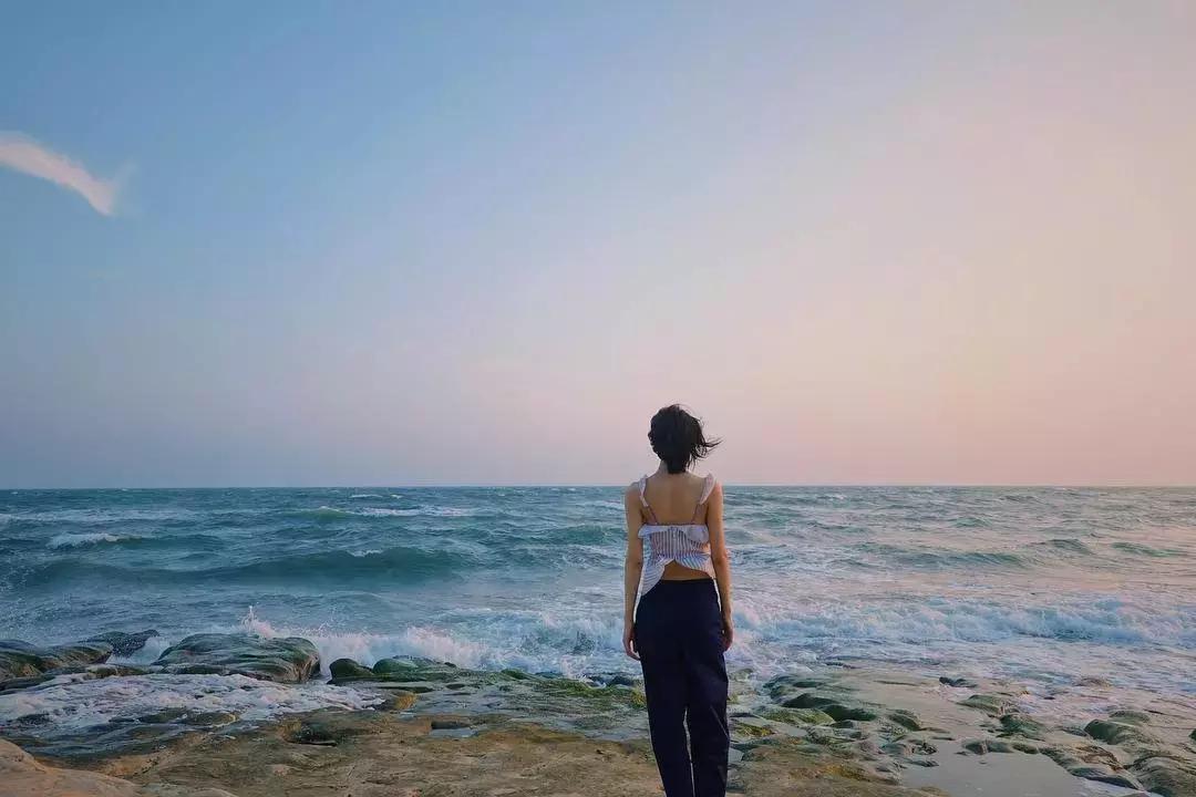 明星一般秋天都怎么穿搭又时尚,明星穿搭技巧冬季