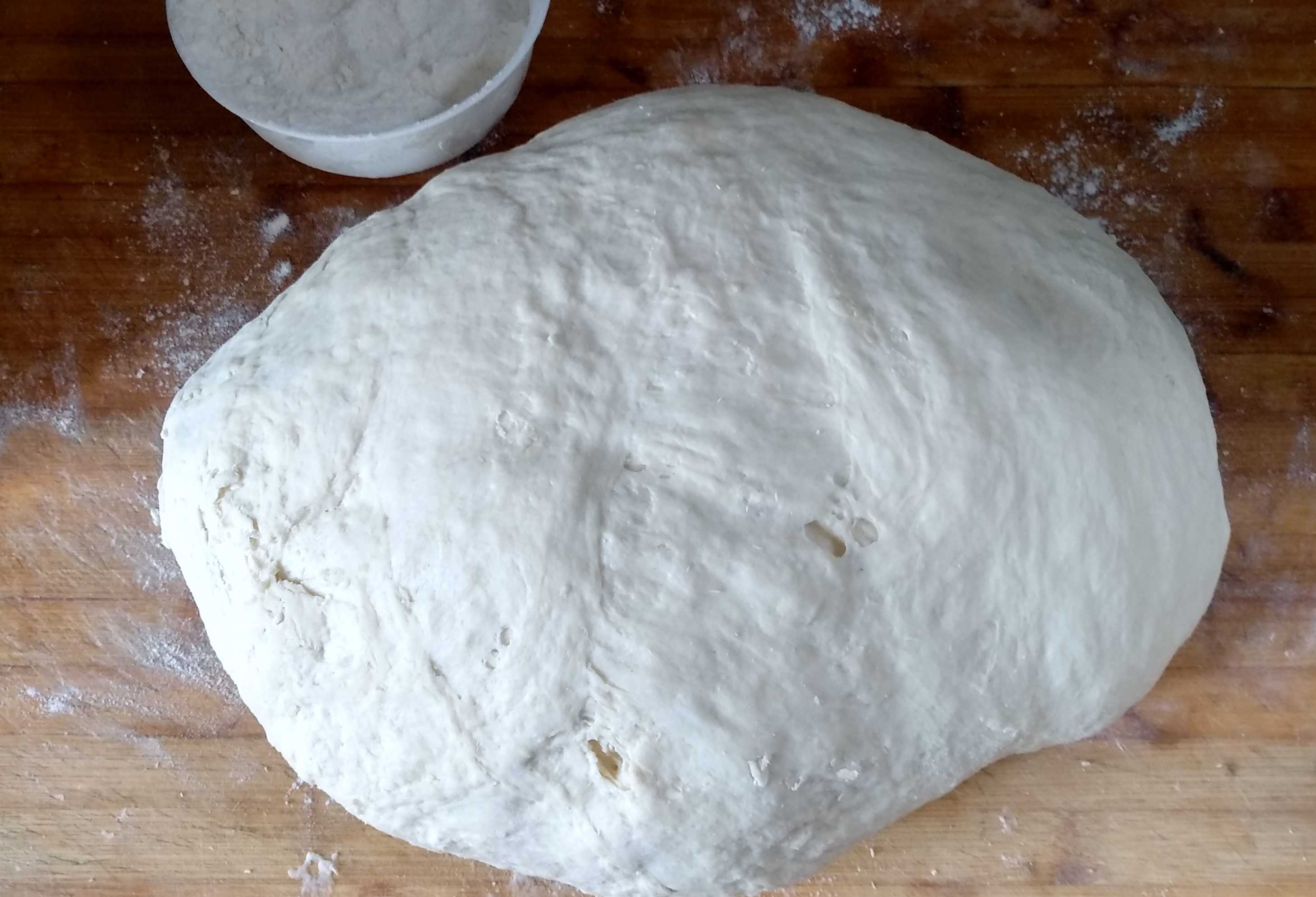 朋友在馒头铺打电话问，发面发过了怎么办