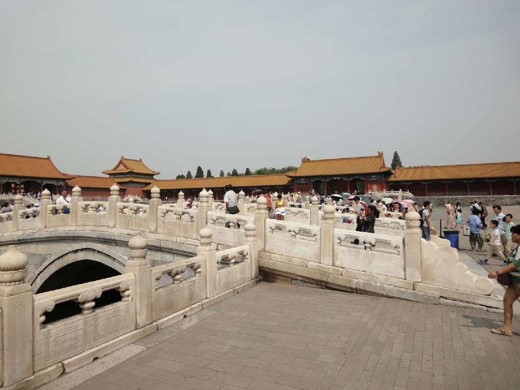 坐咩给“五华阿哥五华阿哥硬打硬”？