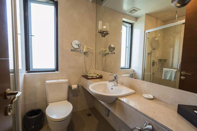 探秘2500亩魔都后花园!欧式别墅独栋、宠物乐园、动物农场高尔夫