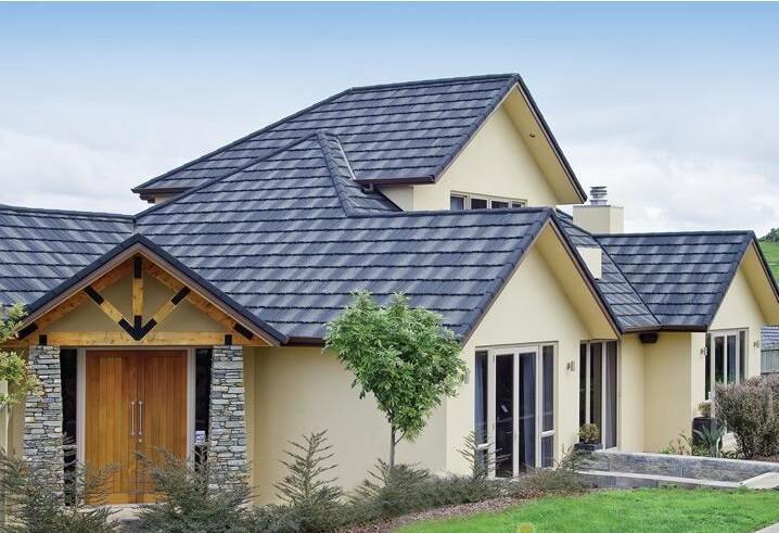 如今盖房屋顶用这种瓦！便宜又结实，台风都刮不跑，难怪大火