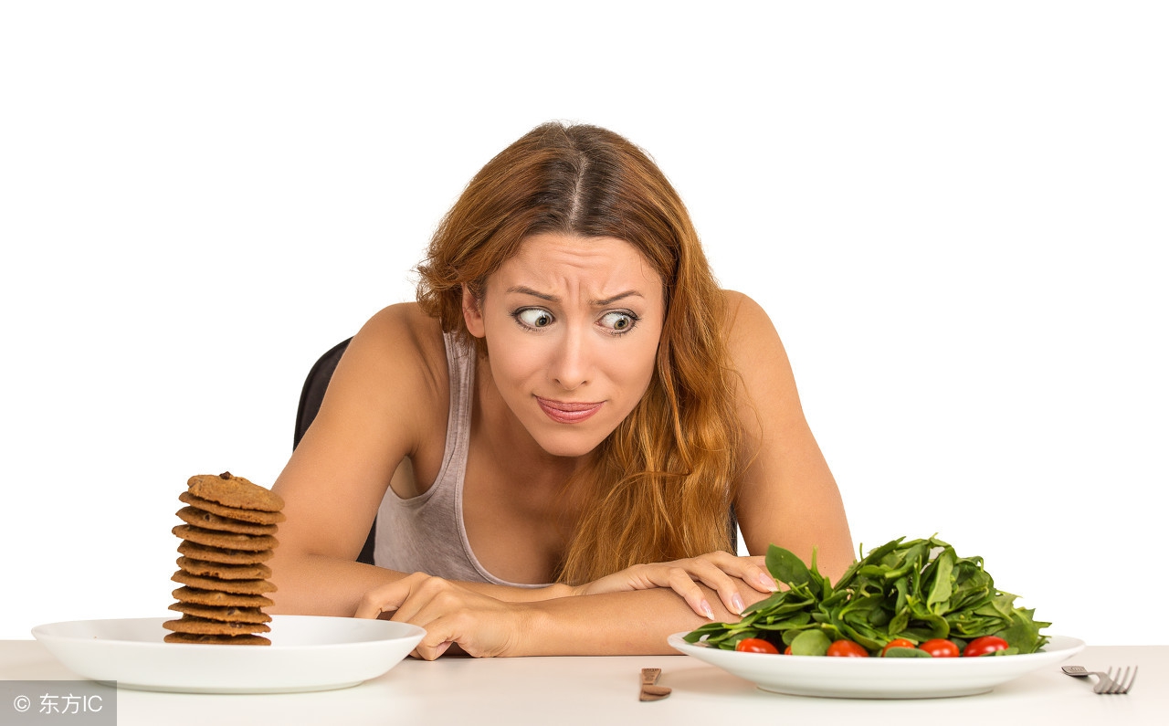 4个动作让你在家燃脂消灭脂肪,燃脂60分钟可以燃烧多少脂肪