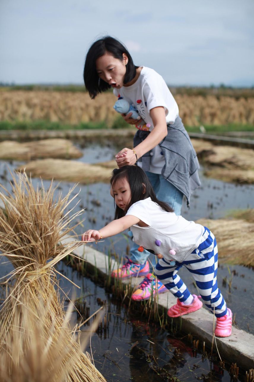 妈妈和孩子一起解决问题,妈妈和宝宝一起生病怎么办