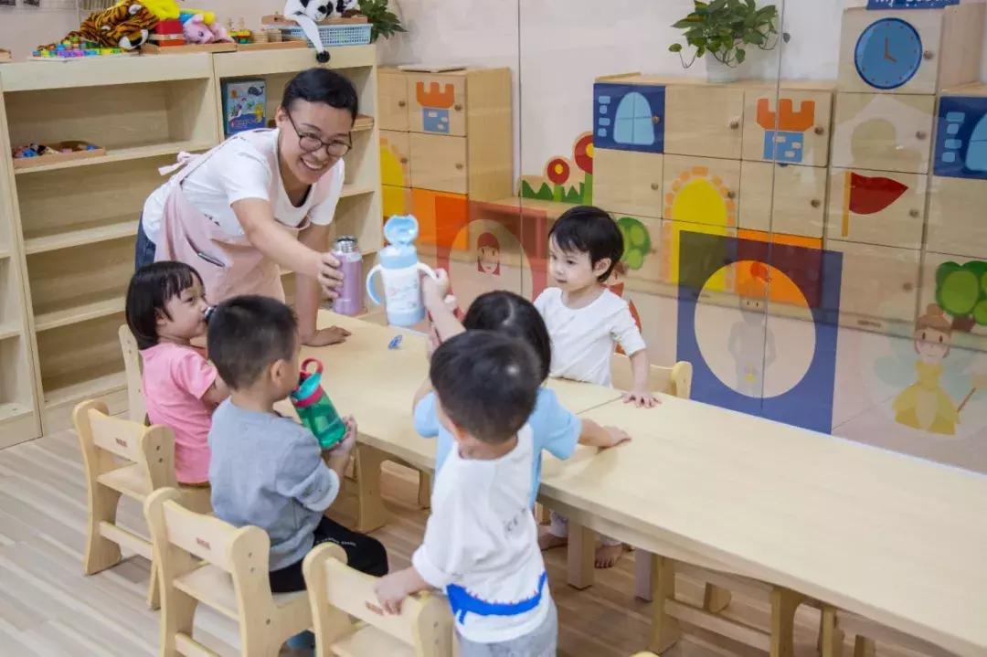 高端家庭式幼托中心,乌鲁木齐幼托中心推荐