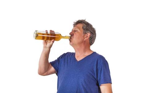 打鼾是睡得香吗,打鼾说明睡得香吗